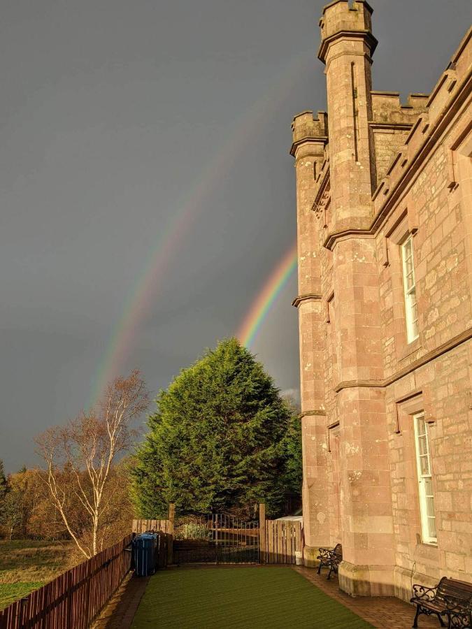 Langhouse Castle Bed And Breakfast Inverkip Buitenkant foto