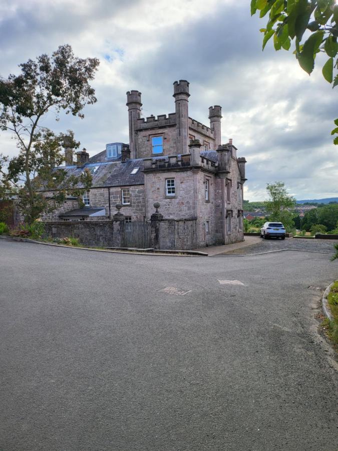 Langhouse Castle Bed And Breakfast Inverkip Buitenkant foto